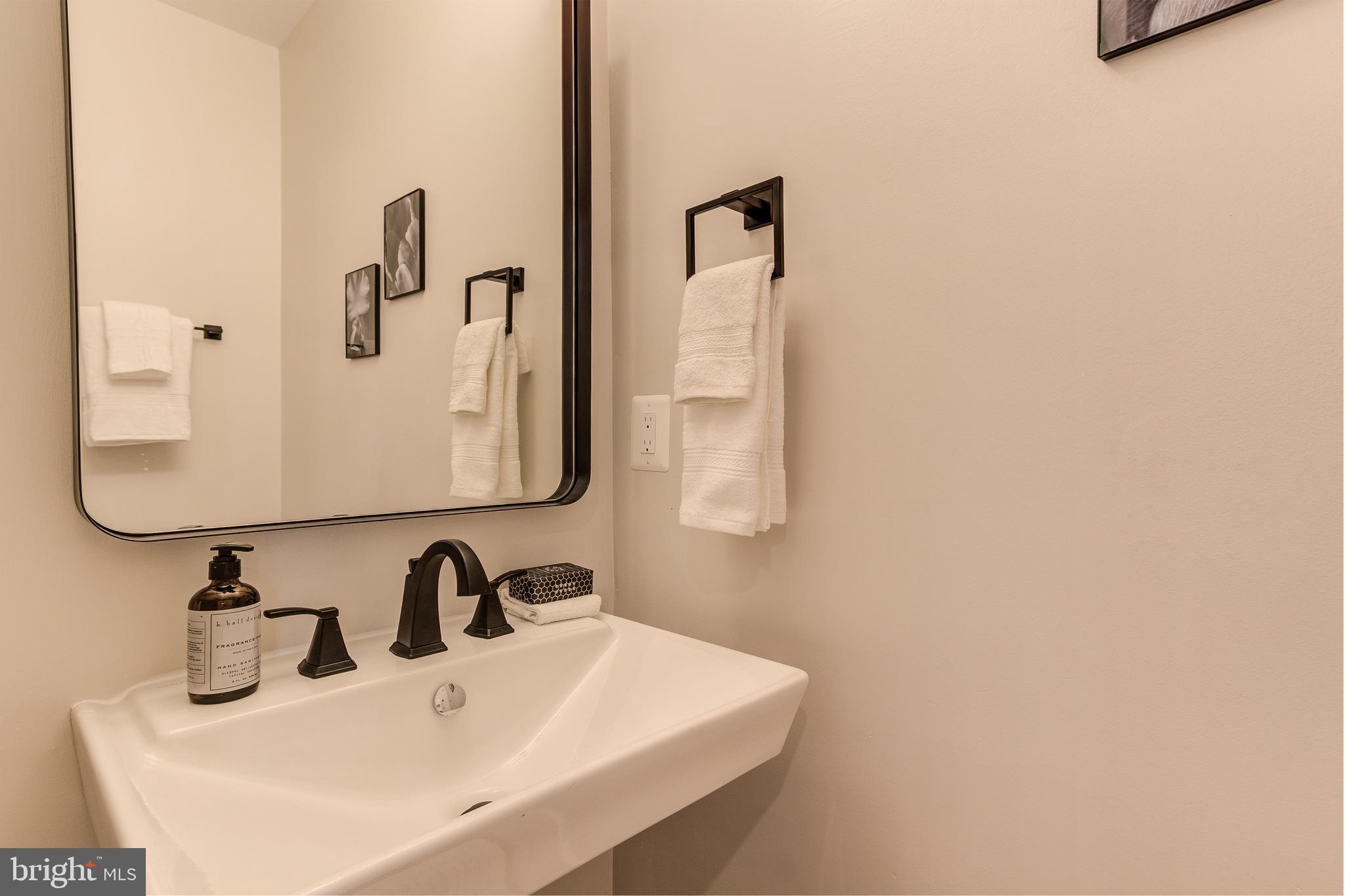 3603 T Street Northwest Washington, DC 20007 - Photo 14 of 34 Gallery Image 14