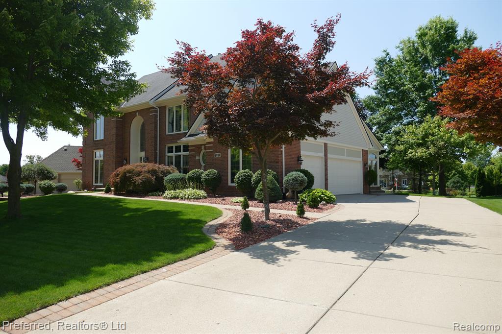 6959 Kennesaw Road Canton, MI 48187 - Photo 4 of 42