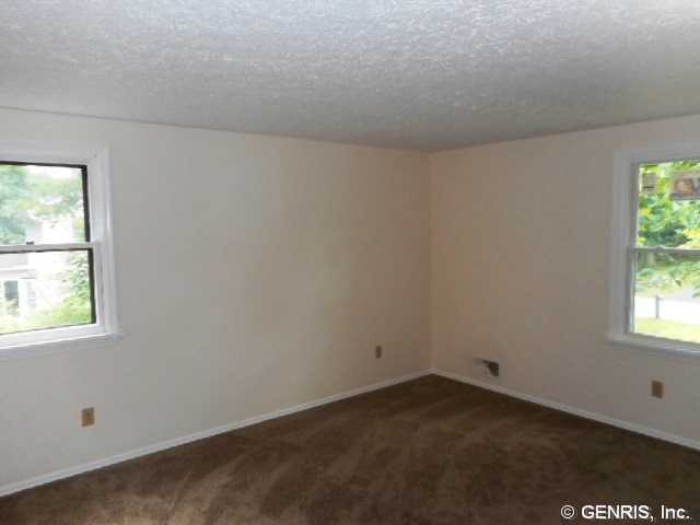 3 Tree Top Drive Penfield, NY 14625 - Photo 11 of 19 Bedroom