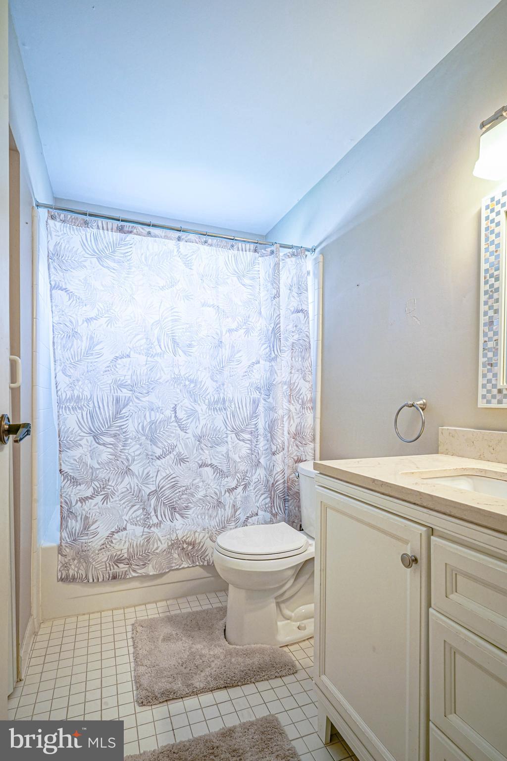 987 Westminster Drive North Southampton, NJ 08088 - Photo 30 of 33