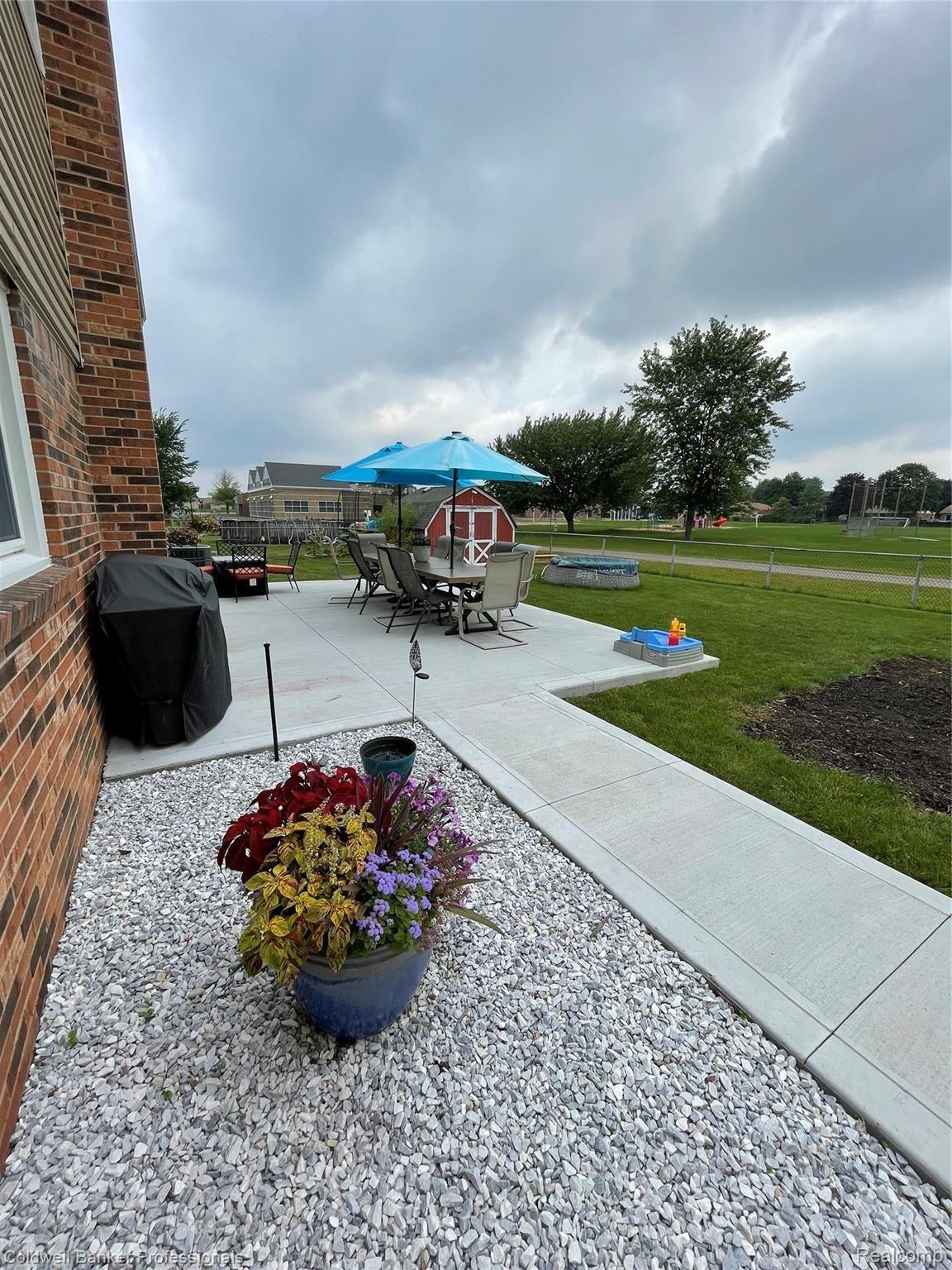 47574 Tilch Road Macomb, MI 48044 - Photo 29 of 29 Patio