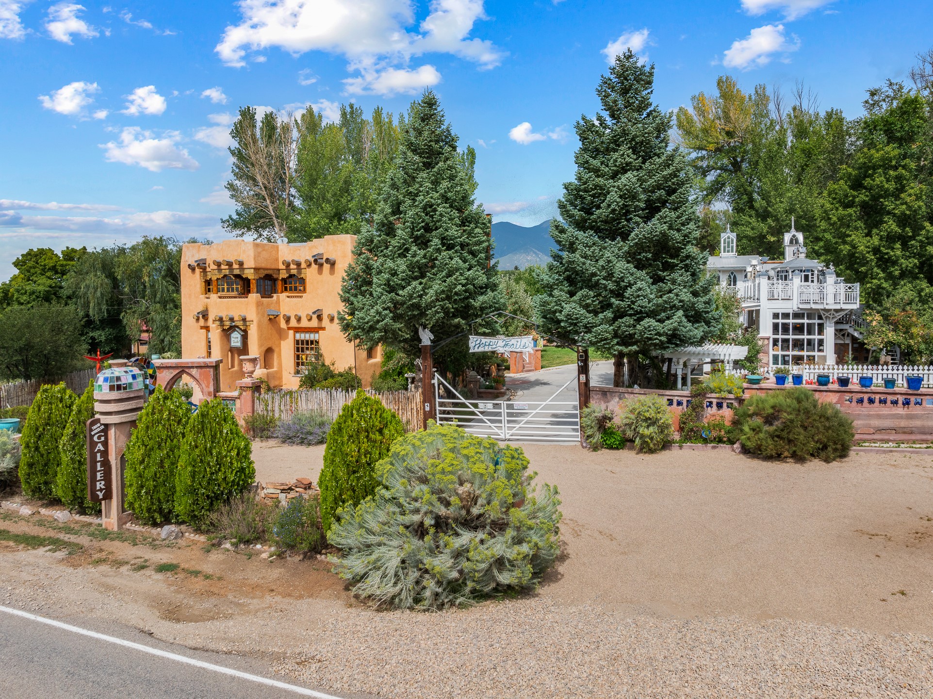 939 Kit Carson Road Taos, NM 87571 - Photo 53 of 54