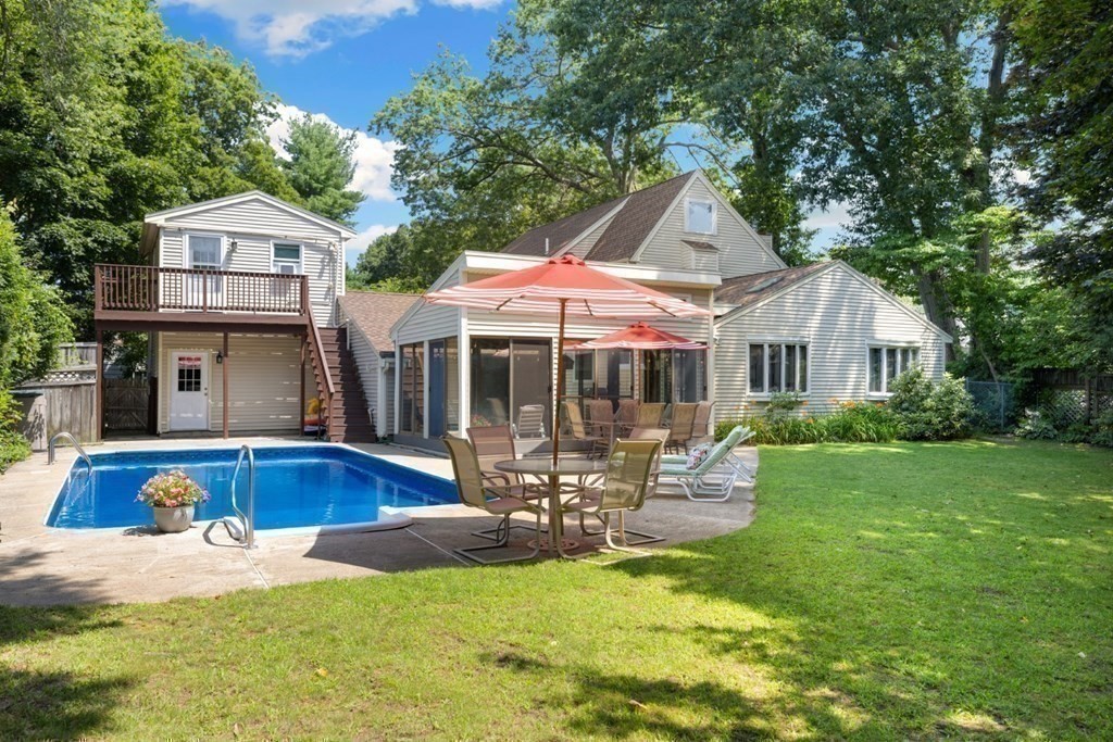 51 Whittier Road Wakefield, MA 01880 - Photo 29 of 41 Gallery Image 29