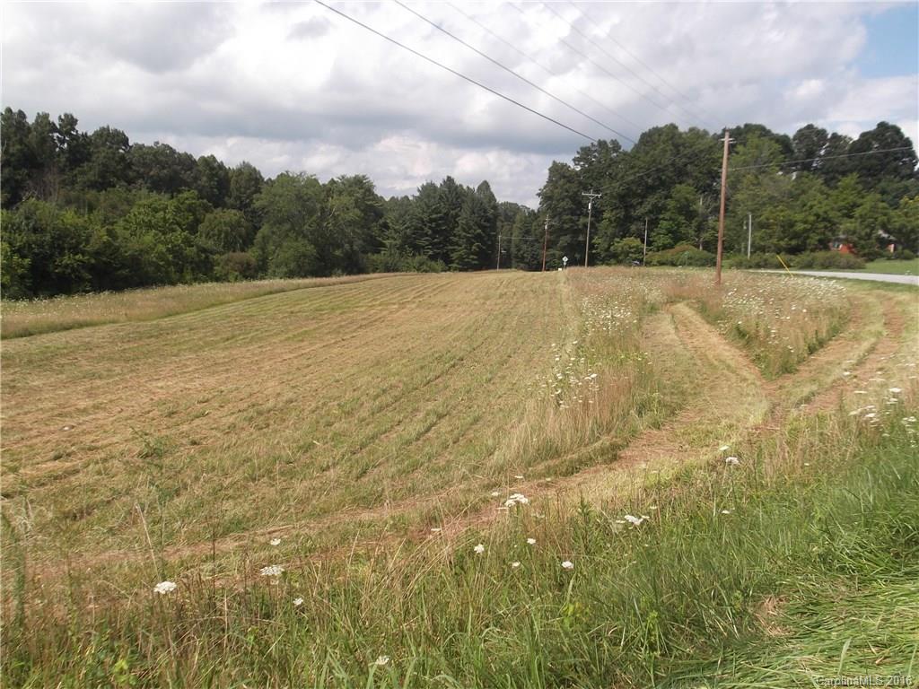 1726 Pace Road Hendersonville, NC 28792 - Photo 1 of 2