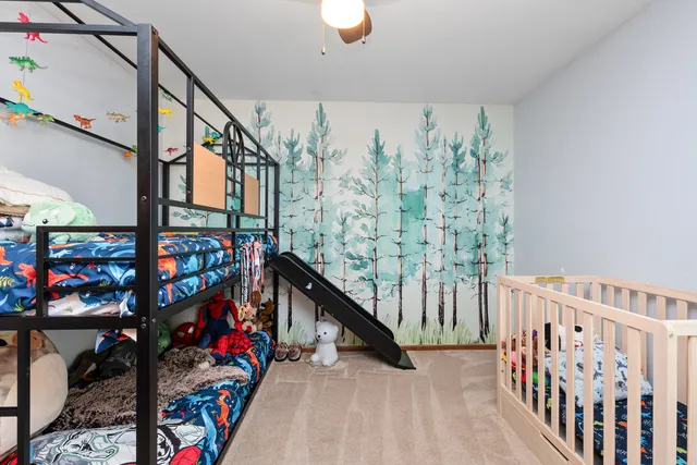 a view of an outdoor space