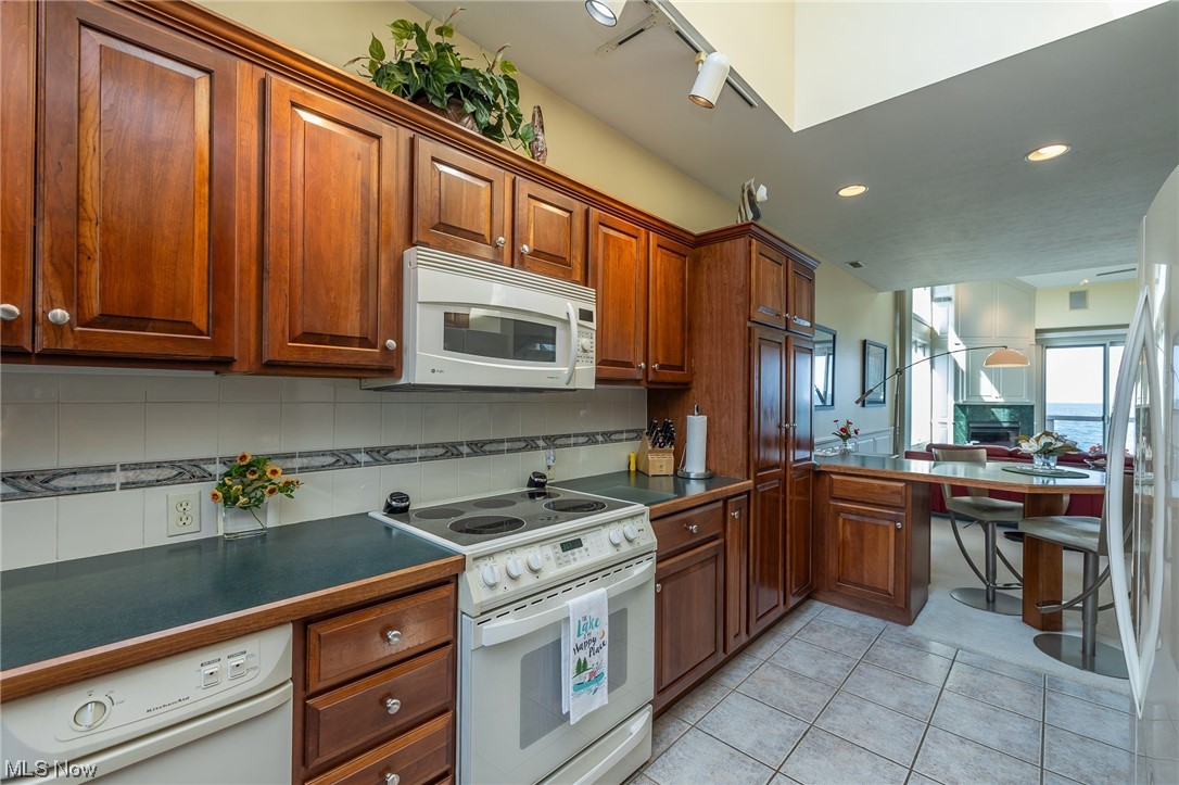 126 Turtle Bay Huron, OH 44839 - Photo 13 of 25 Gallery Image 13