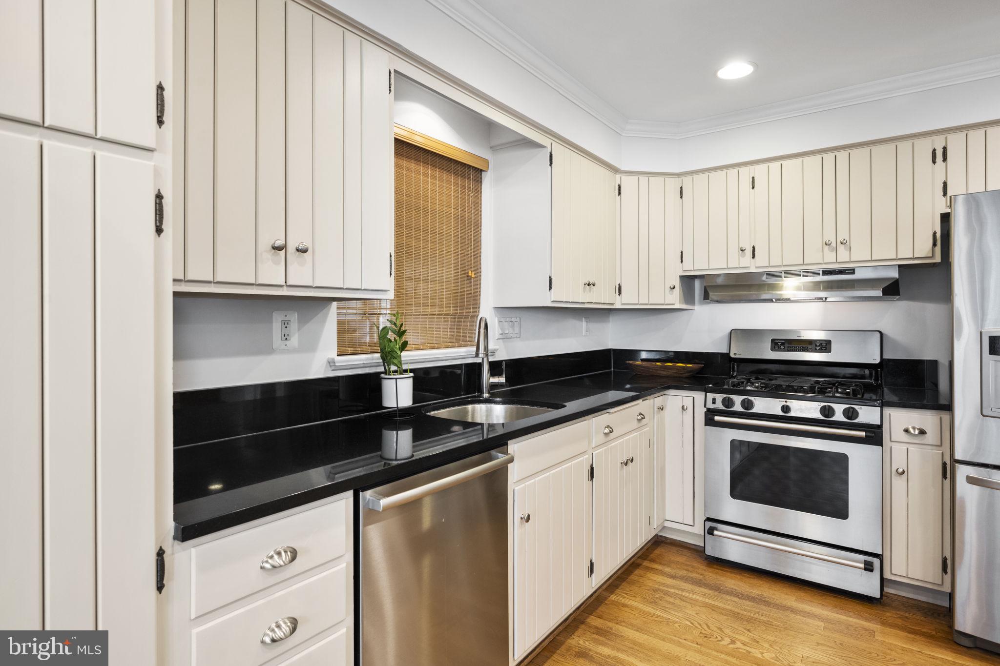 7405 Pyle Road Bethesda, MD 20817 - Photo 16 of 68