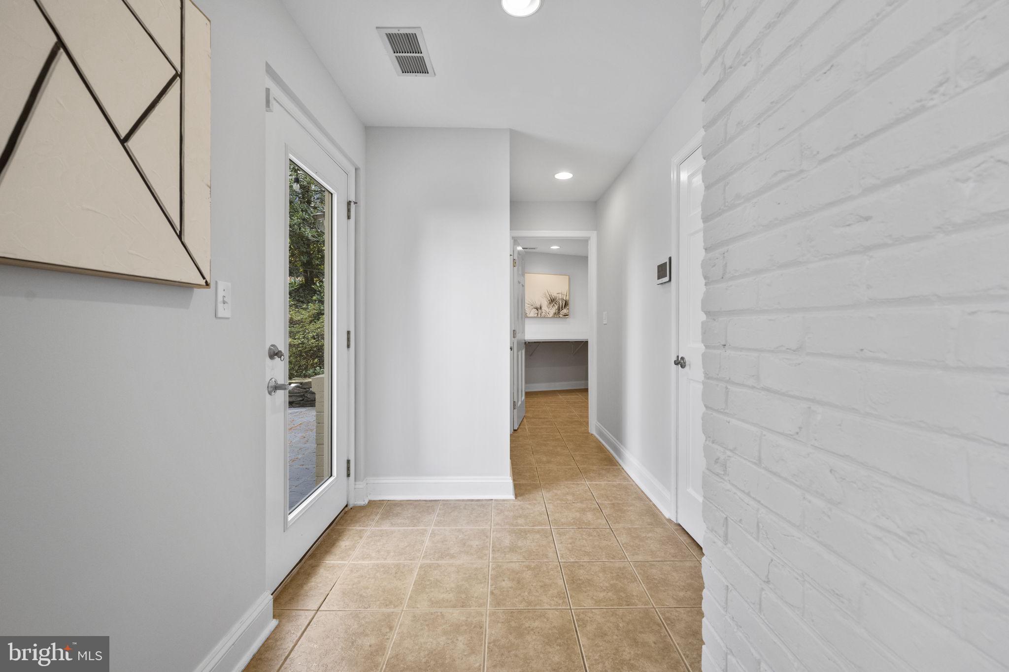 7405 Pyle Road Bethesda, MD 20817 - Photo 21 of 68 Hall to Laundry room 1st floor