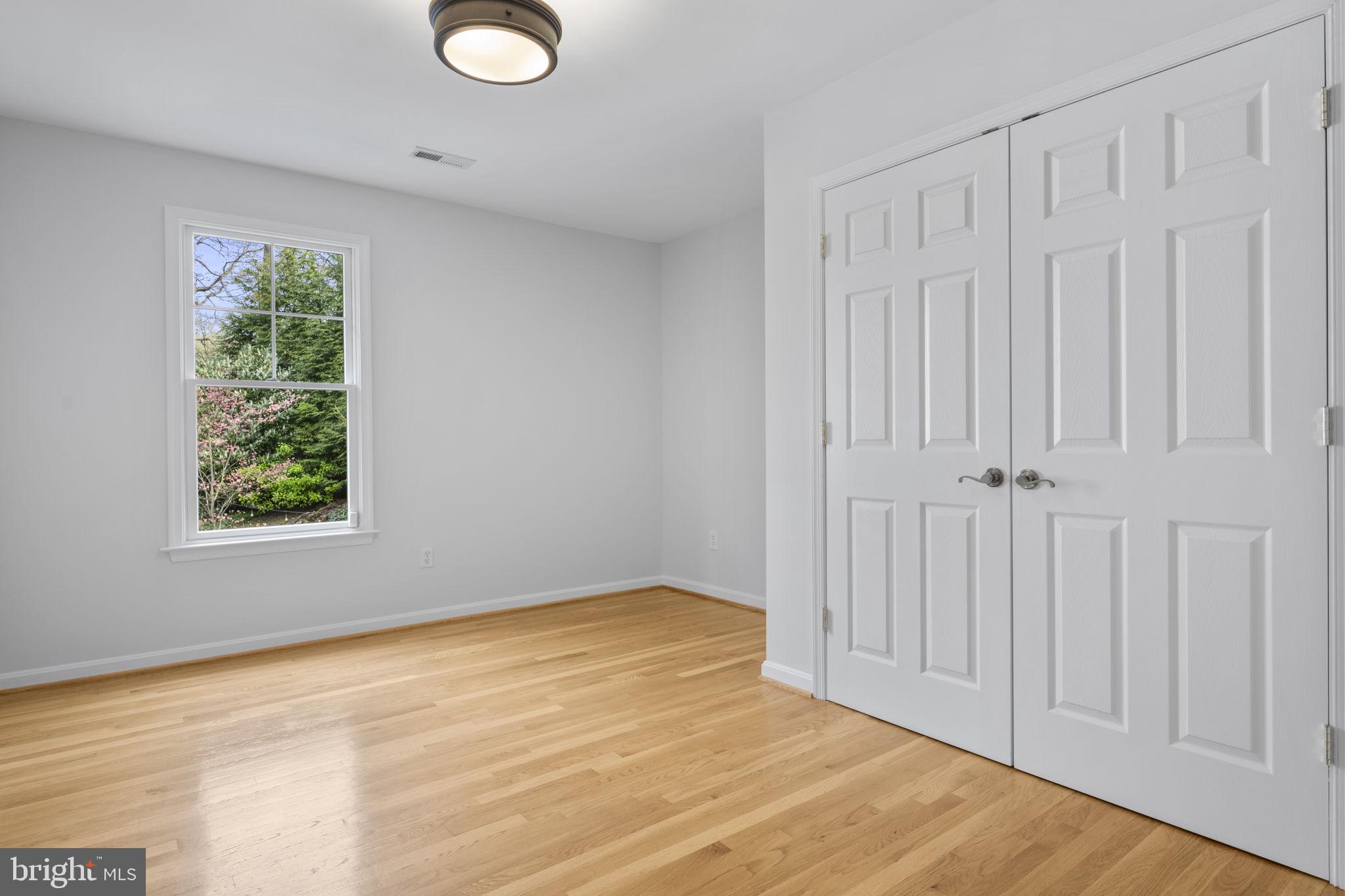 7405 Pyle Road Bethesda, MD 20817 - Photo 41 of 68 bedroom 4 (third level)