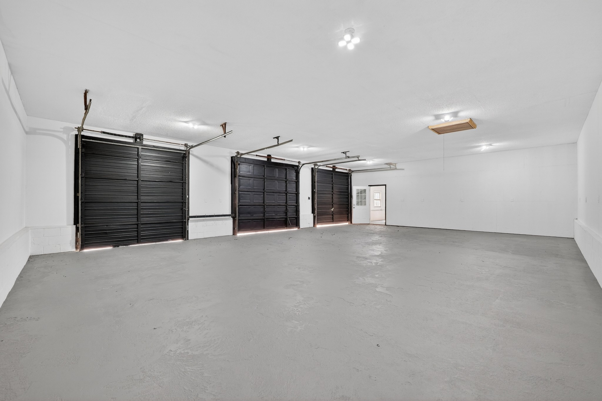 274 Howell Hill Road Kelso, TN 37348 - Photo 35 of 46 a view of a big room with closet and a large window