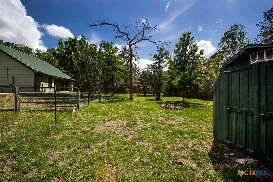134 High Timbers Road Bastrop, TX 78602 - Photo 5 of 31