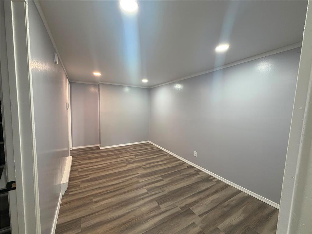 320 2nd Avenue Bethlehem, PA 18018 - Photo 8 of 12 Walk-through bedroom