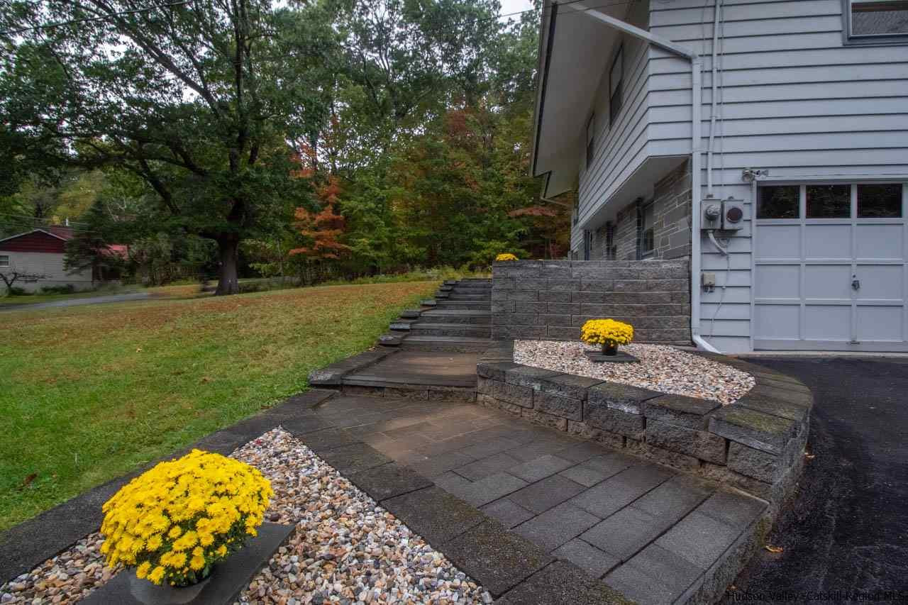 102 Bostock Road Shokan, NY 12481 - Photo 4 of 23 Photo 4