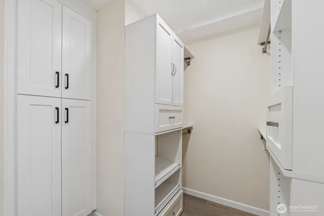 a view of an empty walk in closet