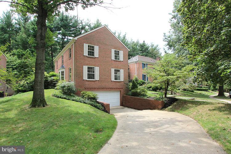 4900 Baltan Road Bethesda, MD 20816 - Photo 22 of 30 Exterior (Front)
