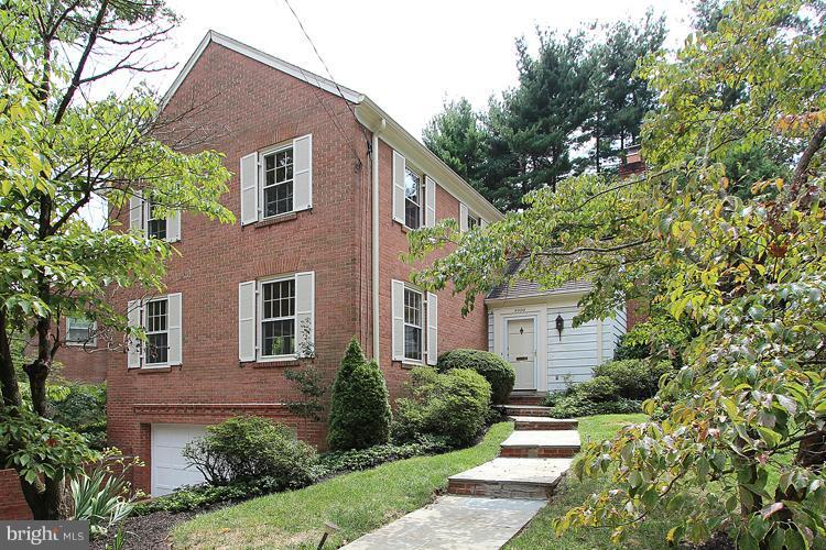 4900 Baltan Road Bethesda, MD 20816 - Photo 5 of 30 Exterior (Front)
