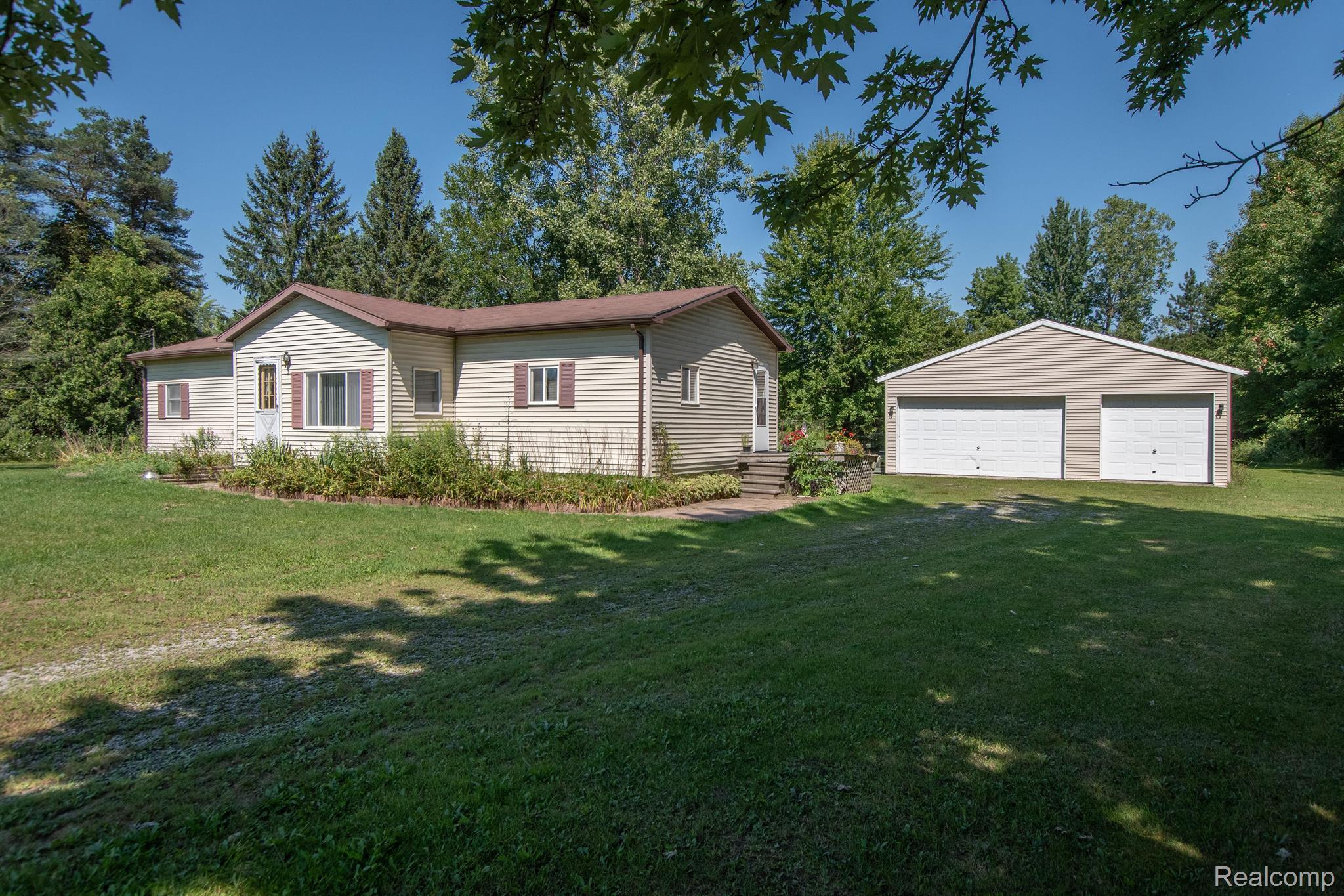 9908 Bryce Road Avoca, MI 48006 - Photo 23 of 45 Gallery Image 23
