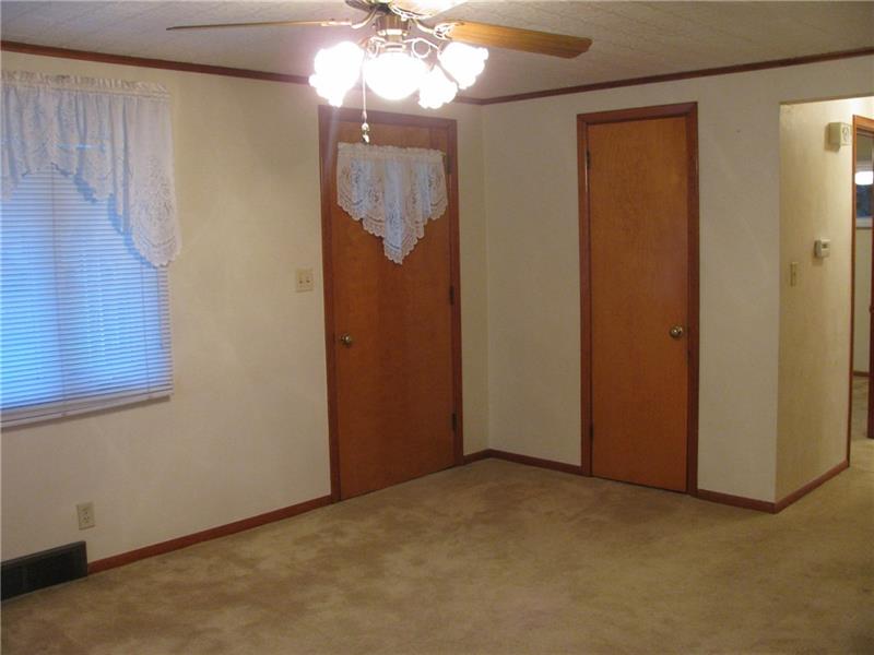 102 Reed Road Fenelton, PA 16034 - Photo 2 of 20 Gallery Image 2