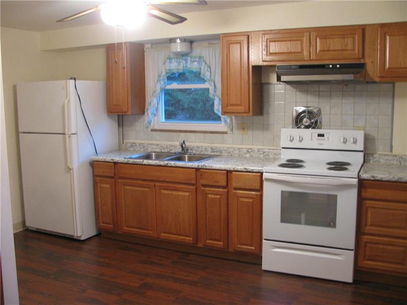 102 Reed Road Fenelton, PA 16034 - Photo 4 of 20 Gallery Image 4
