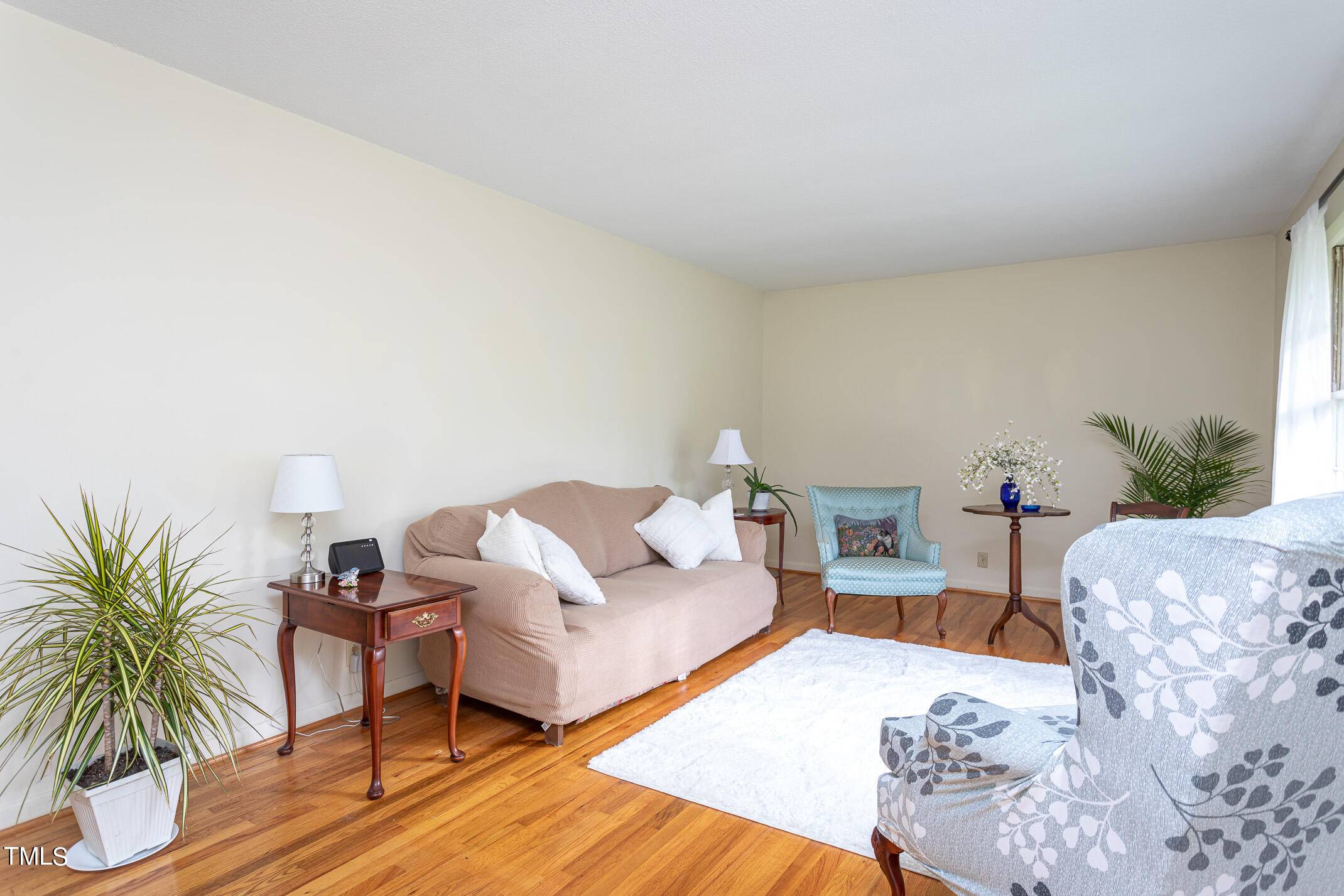 1421 Westchester Road Raleigh, NC 27610 - Photo 6 of 47 Living Room