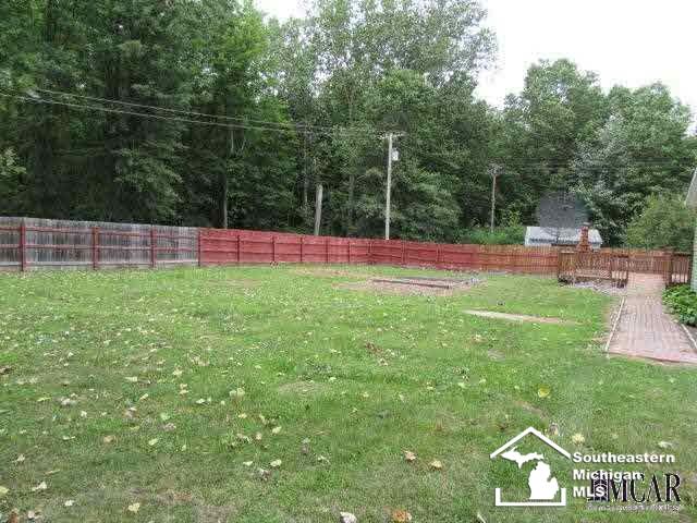 6540 Hivon Road Carleton, MI 48117 - Photo 15 of 19 Gallery Image 15