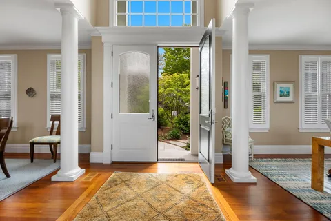 $6,450,000 | 8 Bowsprit Point, Mashpee, MA 02649