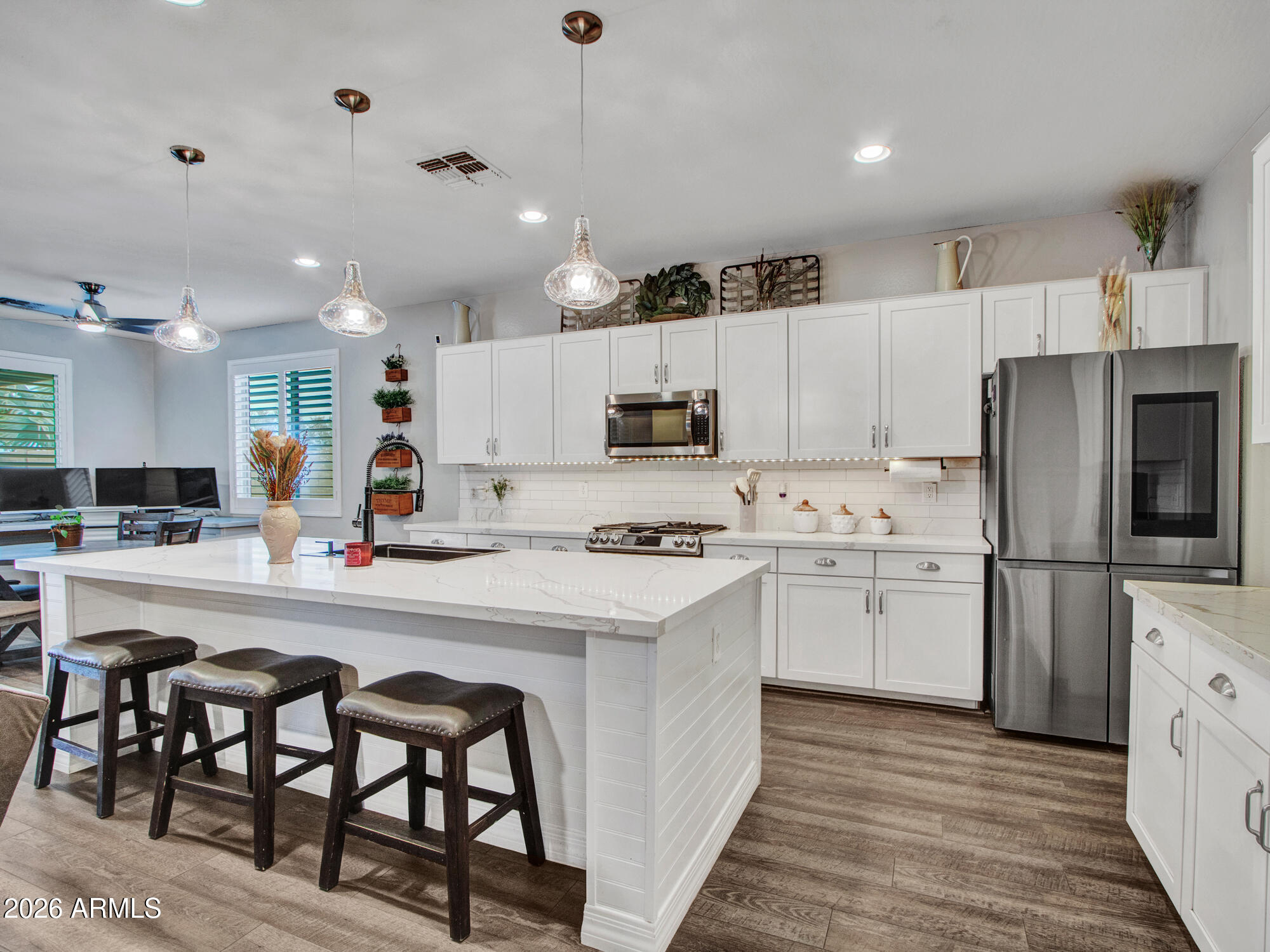 18216 West Montecito Avenue Goodyear, AZ 85395 - Photo 18 of 26 10-Kitchen-(1)
