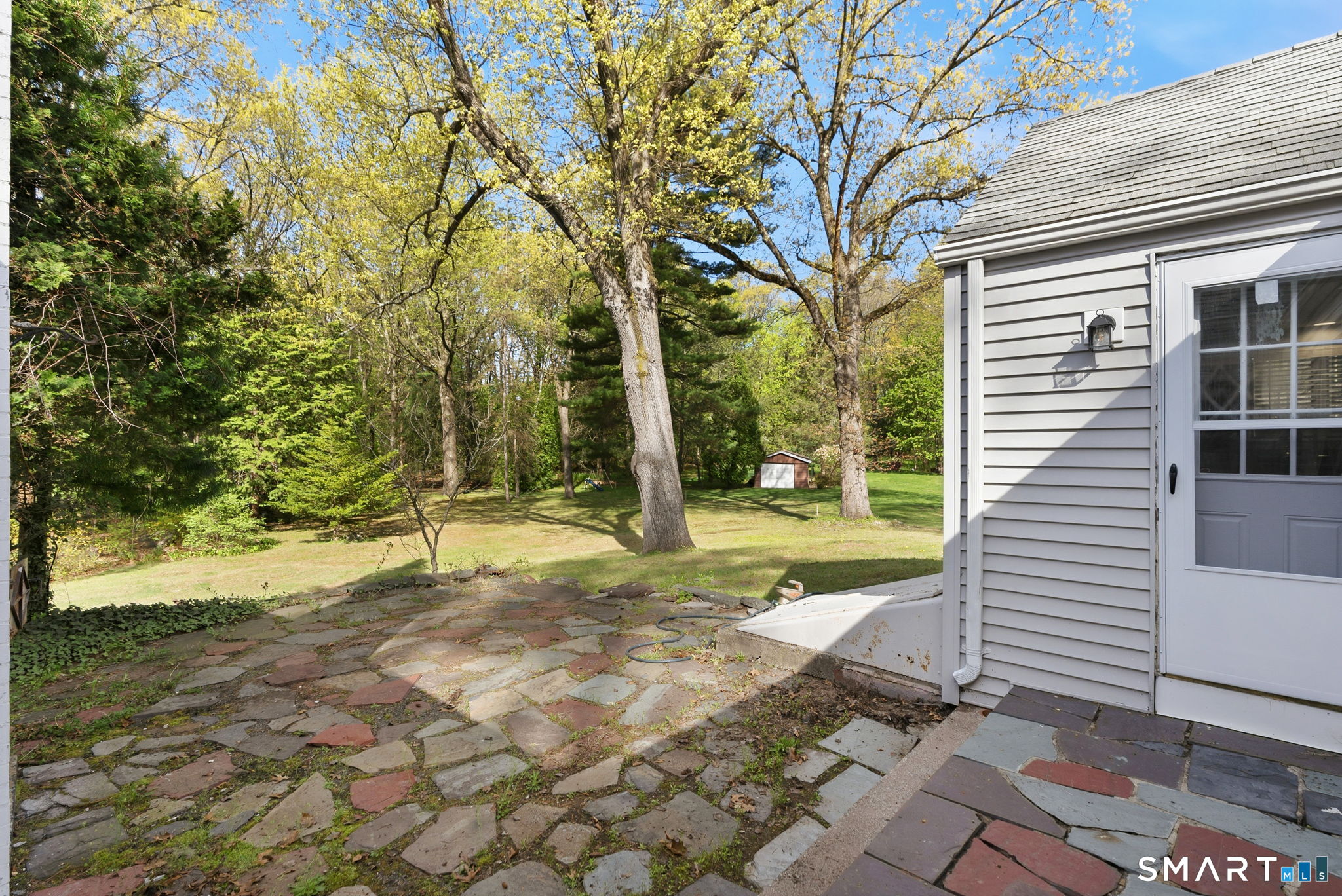 59 Thornbush Road Wethersfield, CT 06109 - Photo 23 of 33