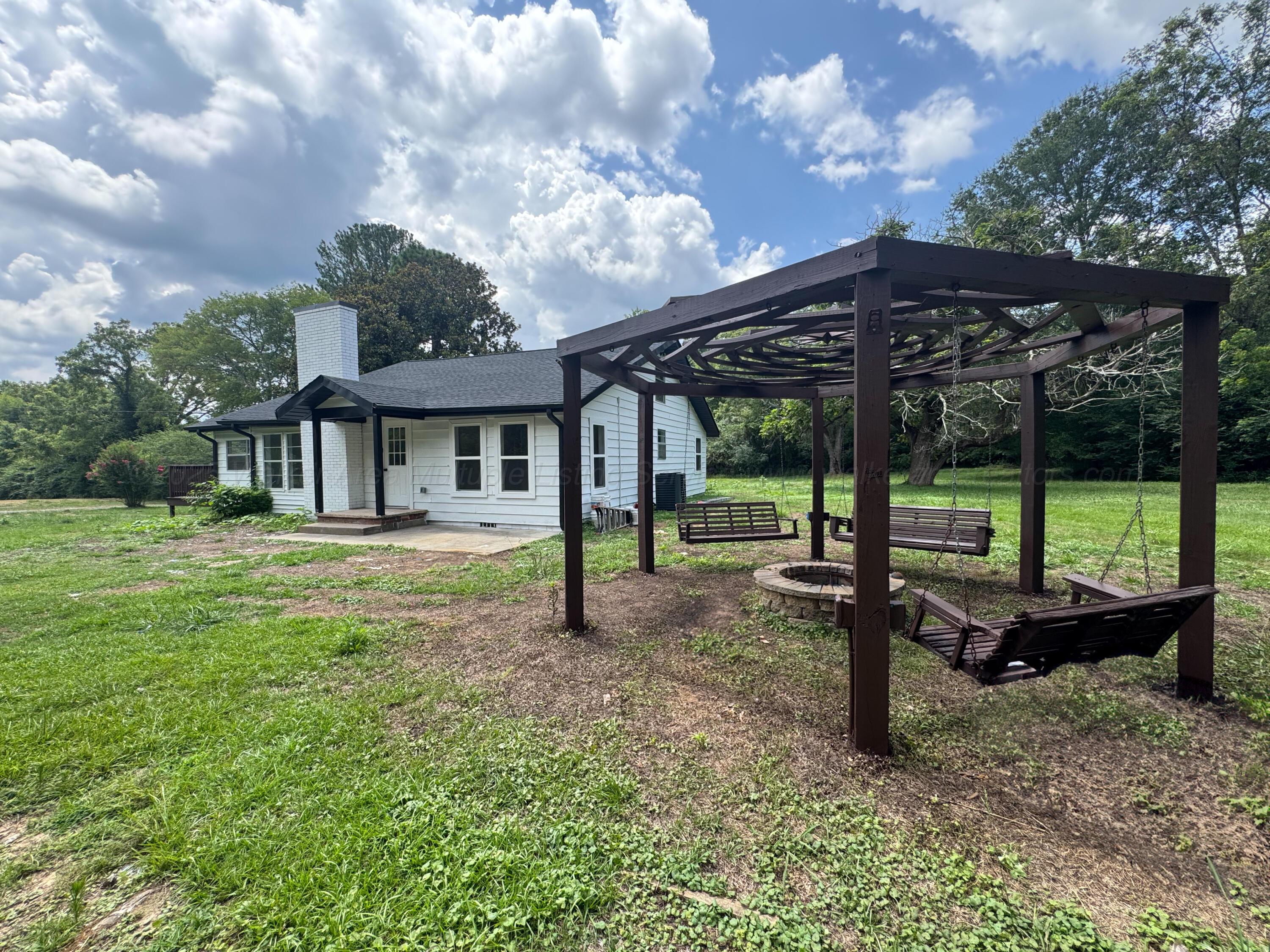 180 Mary Austin Road Cordova, AL 35550 - Photo 1 of 26 FA365036-6BE2-4CD9-A4E3-B1D38421112B