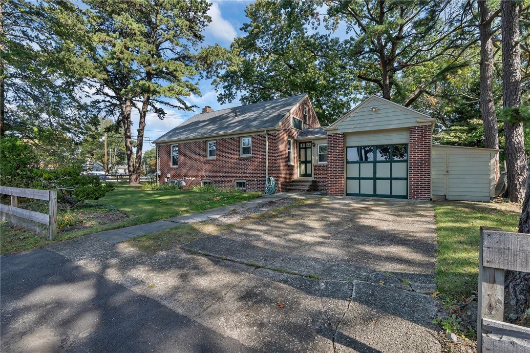 2200 Shore Road Warwick, RI 02889 - Photo 2 of 36 Gallery Image 2