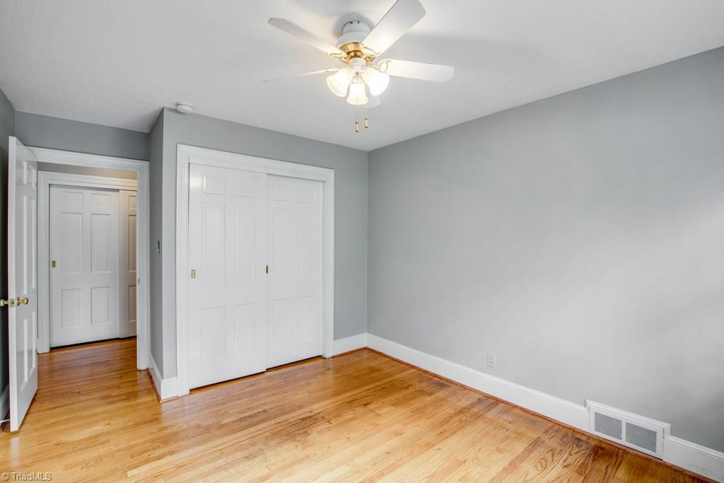 1112 Huntingdon Road Winston-Salem, NC 27104 - Photo 12 of 30 Gallery Image 12