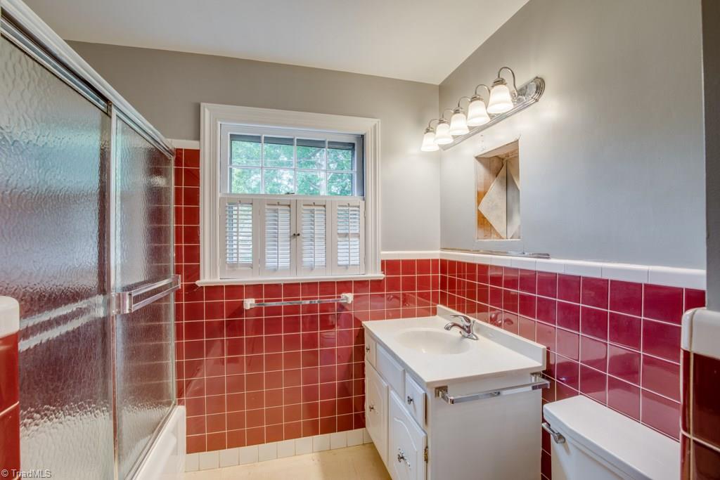 1112 Huntingdon Road Winston-Salem, NC 27104 - Photo 18 of 30 Gallery Image 18