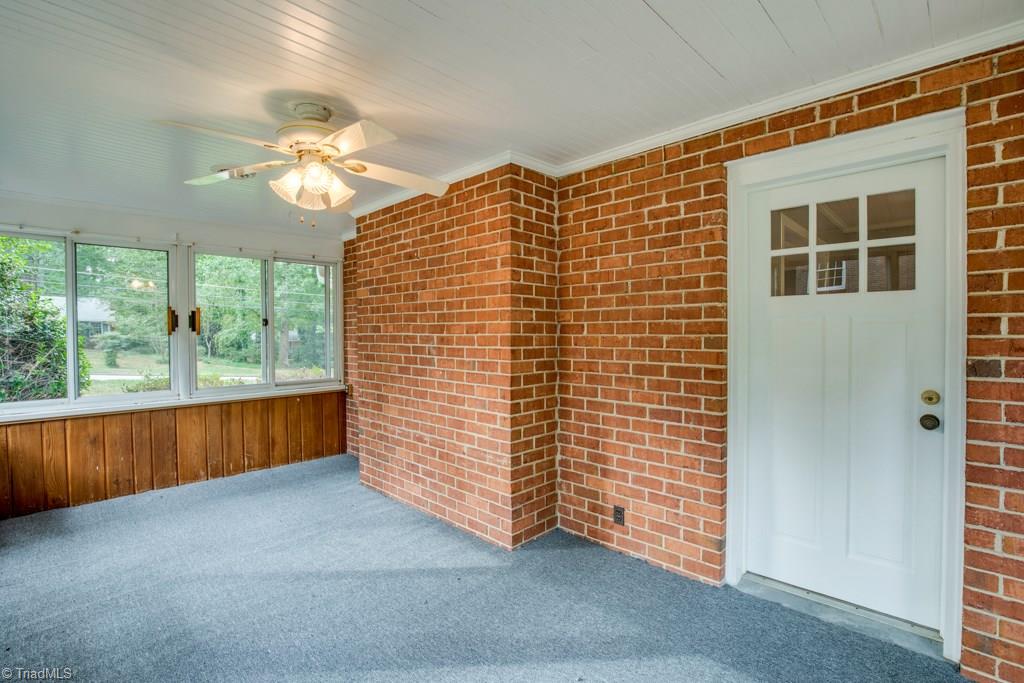 1112 Huntingdon Road Winston-Salem, NC 27104 - Photo 10 of 30 Gallery Image 10