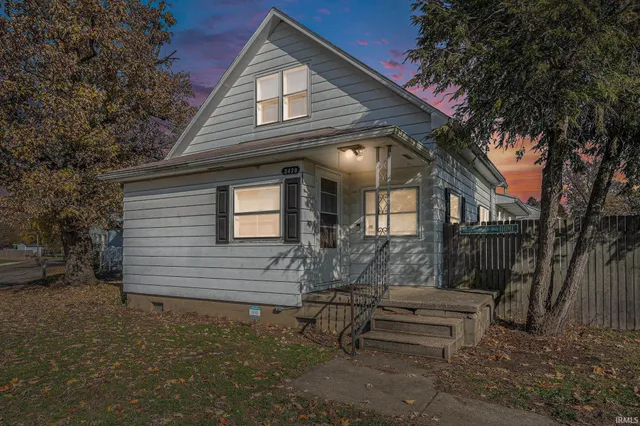 $179,900 | 2420 Monger Avenue, Elkhart, IN 46517
