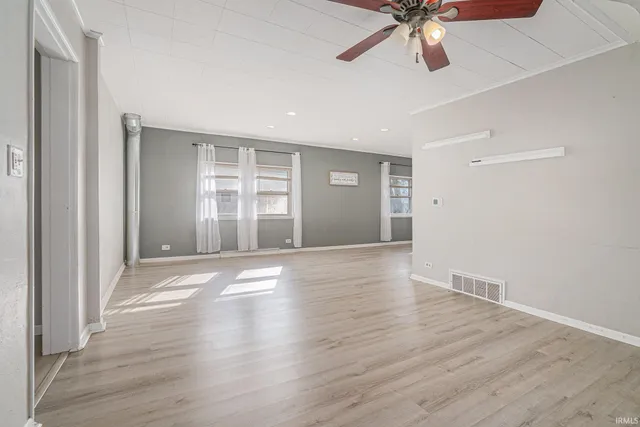 $179,900 | 2420 Monger Avenue, Elkhart, IN 46517