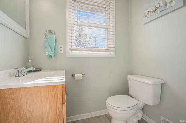 $179,900 | 2420 Monger Avenue, Elkhart, IN 46517