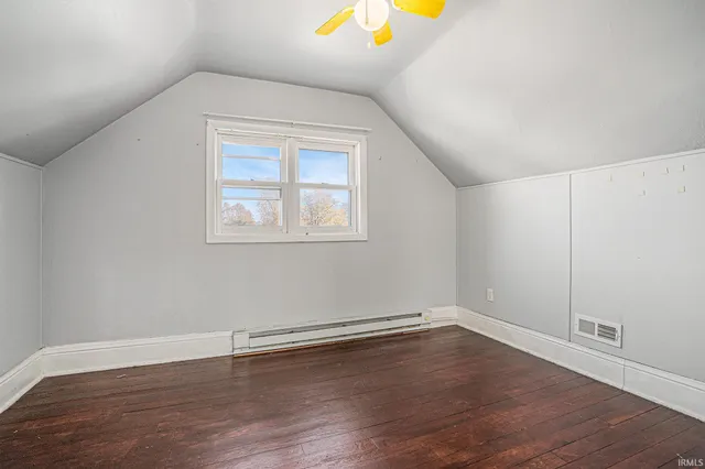 $179,900 | 2420 Monger Avenue, Elkhart, IN 46517