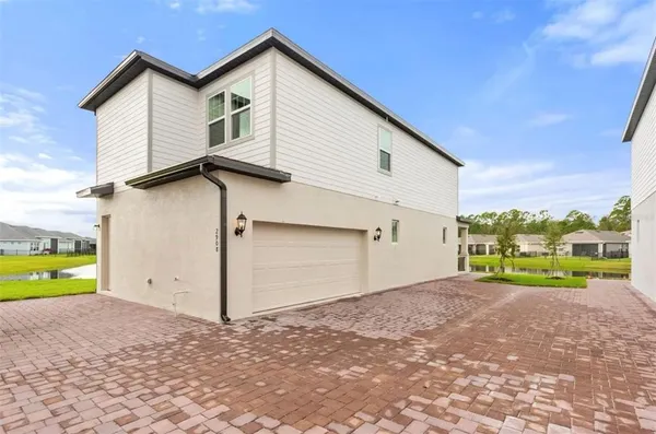 $2,700 | Undisclosed Address, New Smyrna Beach, FL 32168