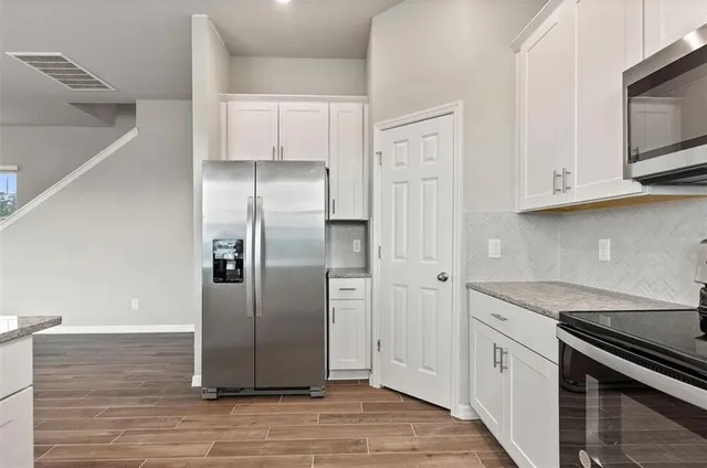 $2,700 | Undisclosed Address, New Smyrna Beach, FL 32168