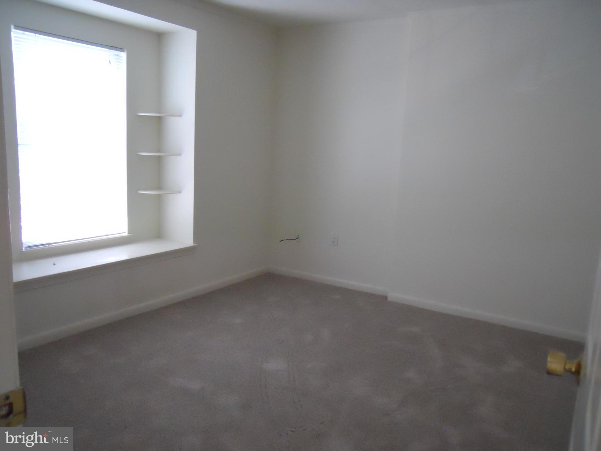 208 Valley Stream Lane Chesterbrook, PA 19087 - Photo 20 of 25 Second bedroom.