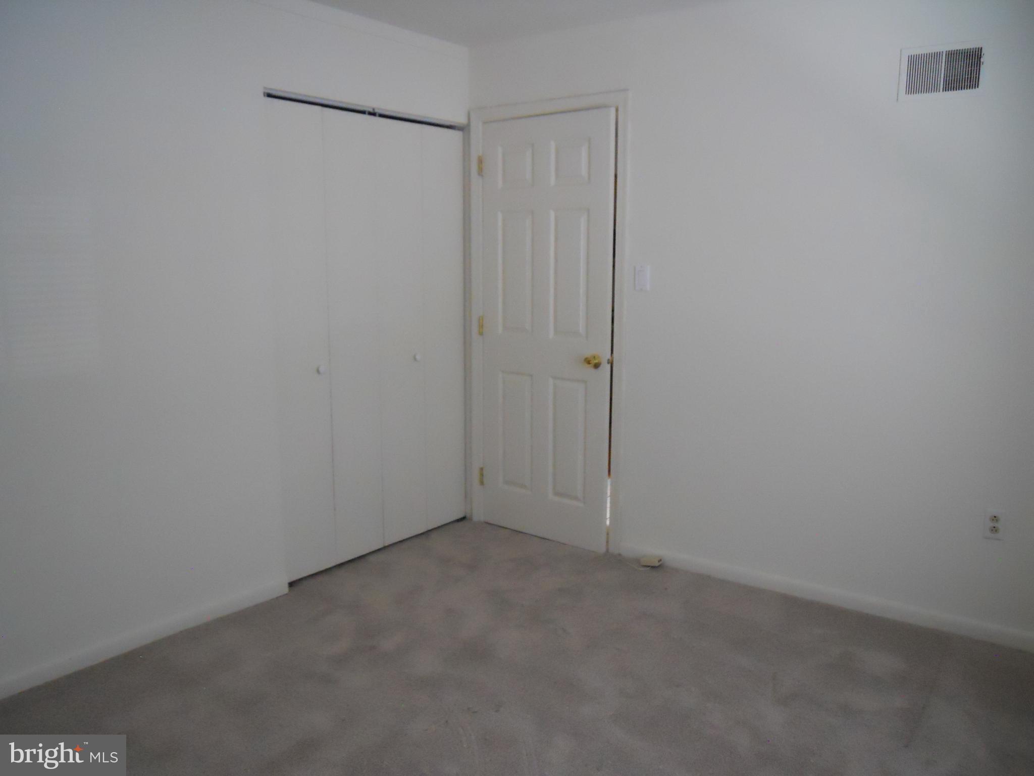 208 Valley Stream Lane Chesterbrook, PA 19087 - Photo 22 of 25 Front bedroom.