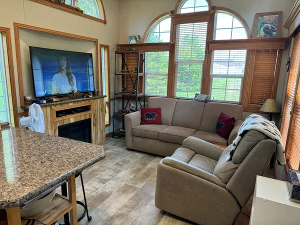 $139,900 | 215 Marshall Avenue, Henning, MN 56551