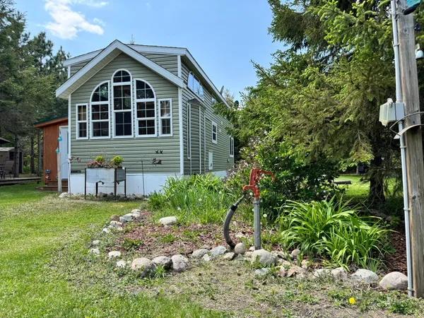 $139,900 | 215 Marshall Avenue, Henning, MN 56551