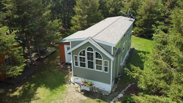 $139,900 | 215 Marshall Avenue, Henning, MN 56551