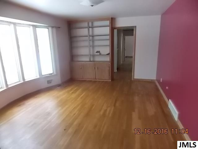 3126 McCain Road Jackson, MI 49203 - Photo 6 of 9 Photo 6