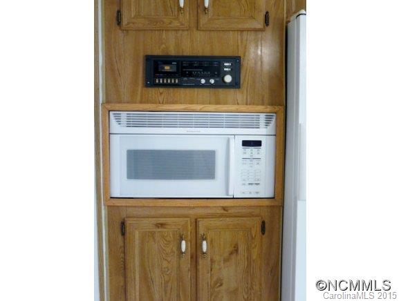 428 Aiken Road Rosman, NC 28772 - Photo 12 of 24 Gallery Image 12