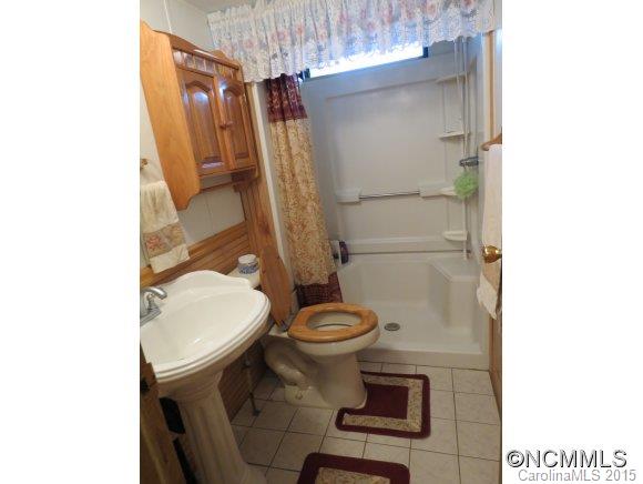 428 Aiken Road Rosman, NC 28772 - Photo 19 of 24 Gallery Image 19