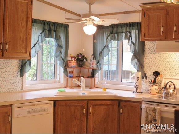 428 Aiken Road Rosman, NC 28772 - Photo 10 of 24 Gallery Image 10