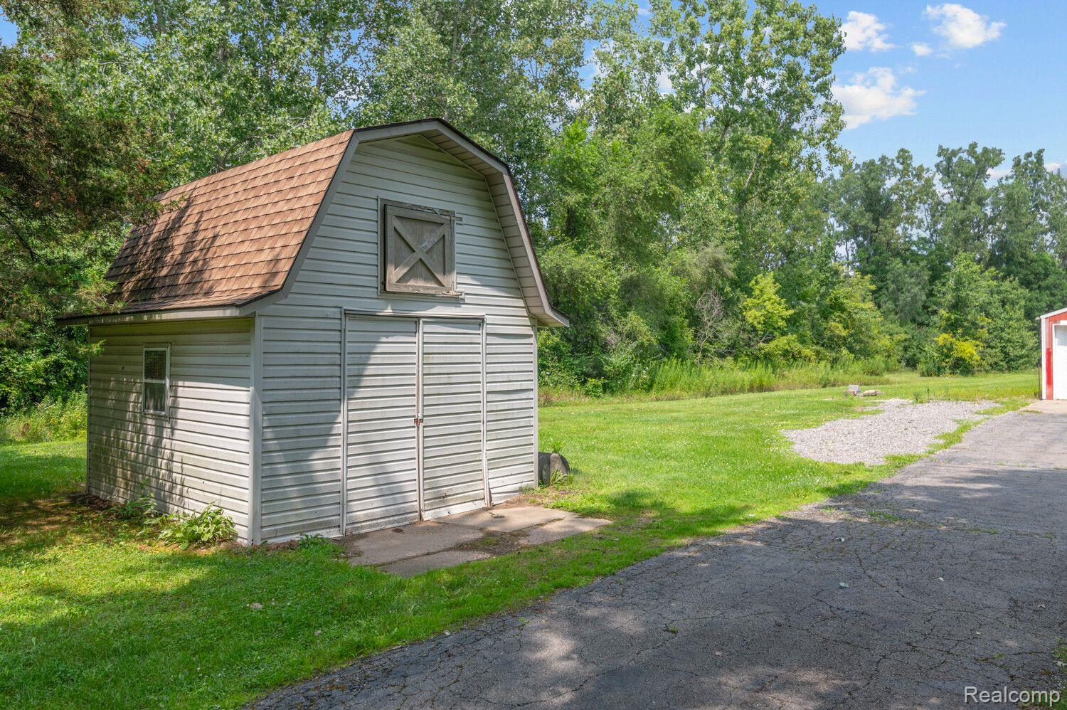 48720 Hanford Road Canton, MI 48187 - Photo 19 of 24 Gallery Image 19