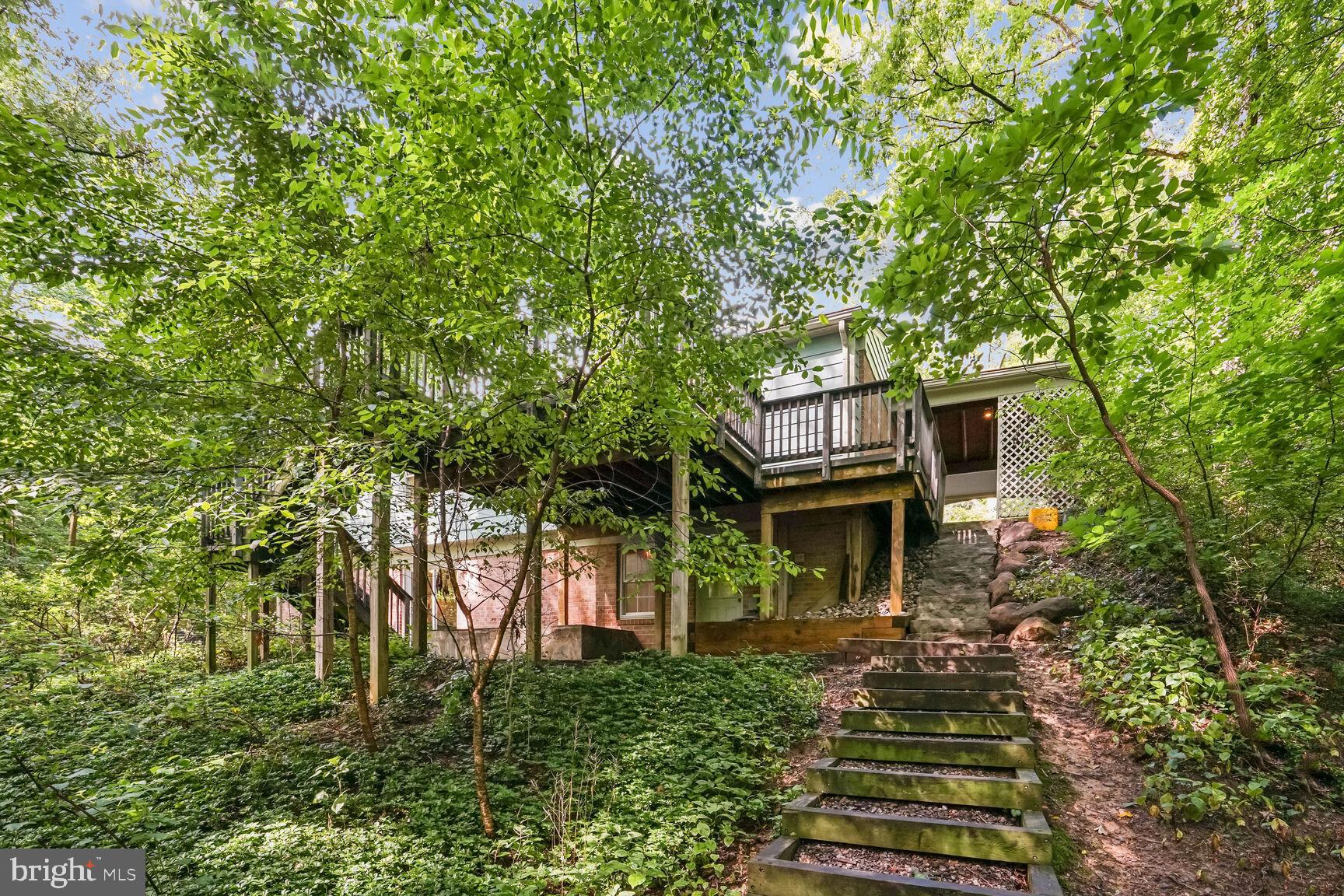 2501 Goldcup Lane Reston, VA 20191 - Photo 23 of 25
